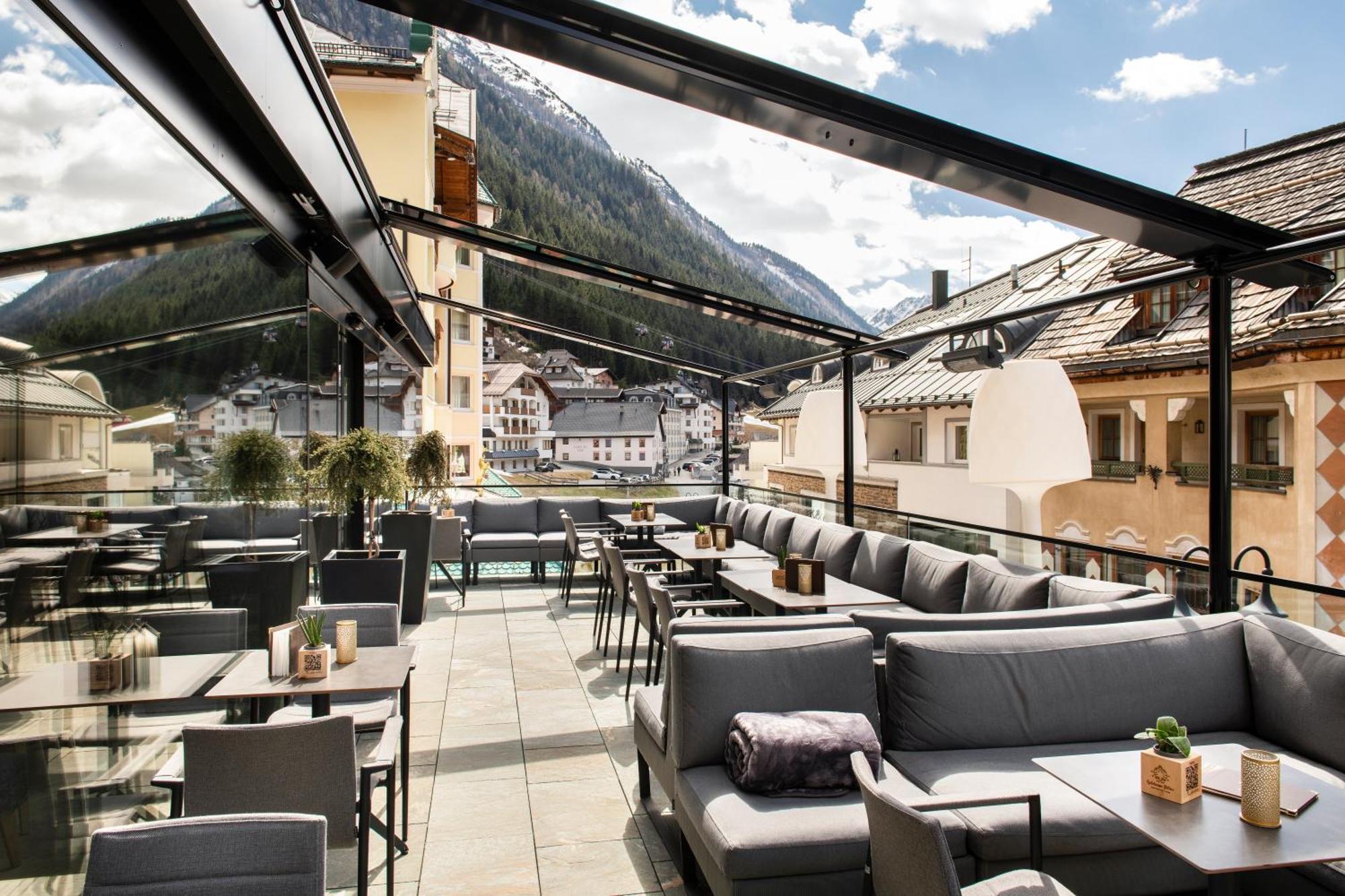 Hotel Goldener Adler - Im Sommer Silvretta Card Premium Inkludiert Ишгль Экстерьер фото