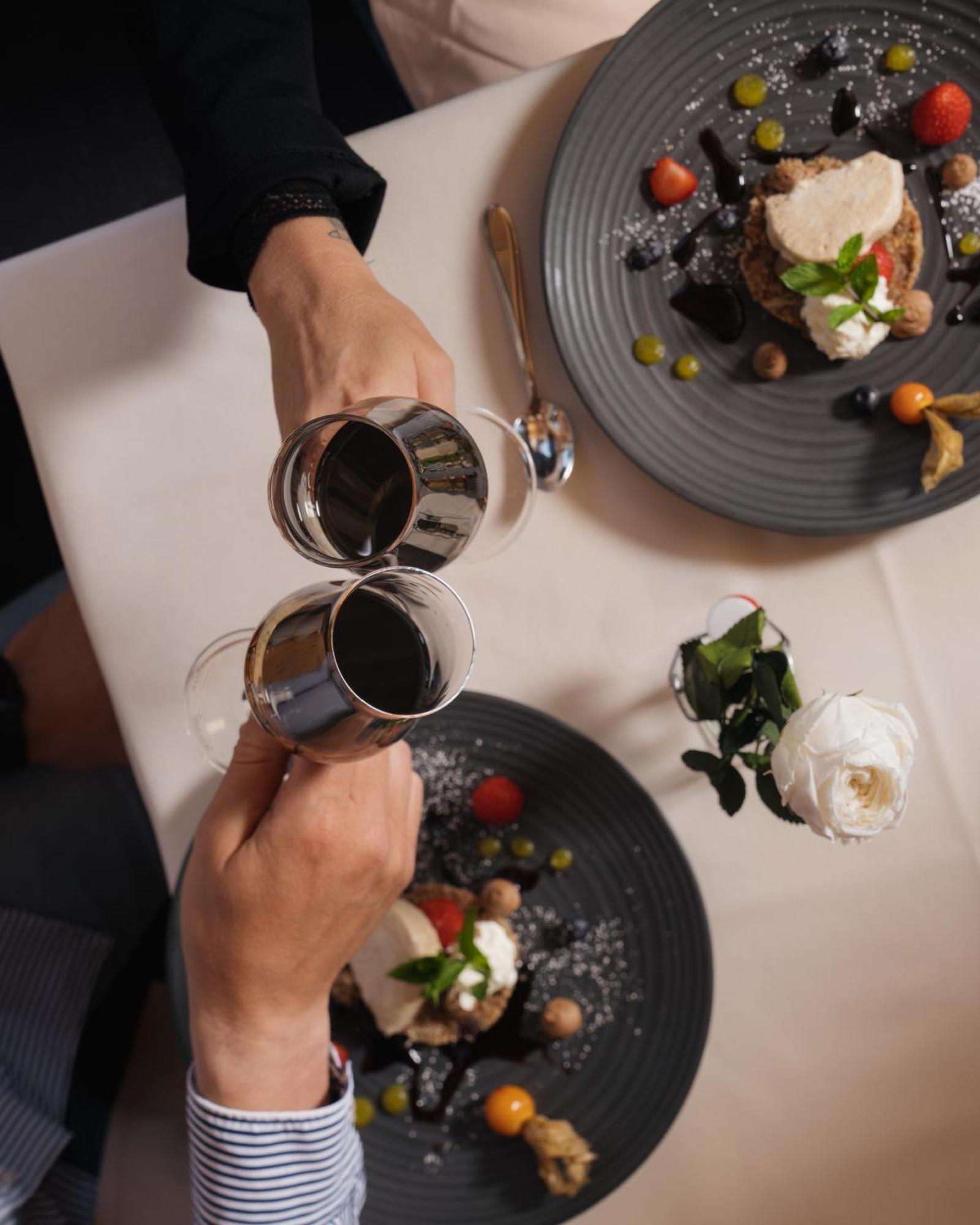 Hotel Goldener Adler - Im Sommer Silvretta Card Premium Inkludiert Ишгль Экстерьер фото