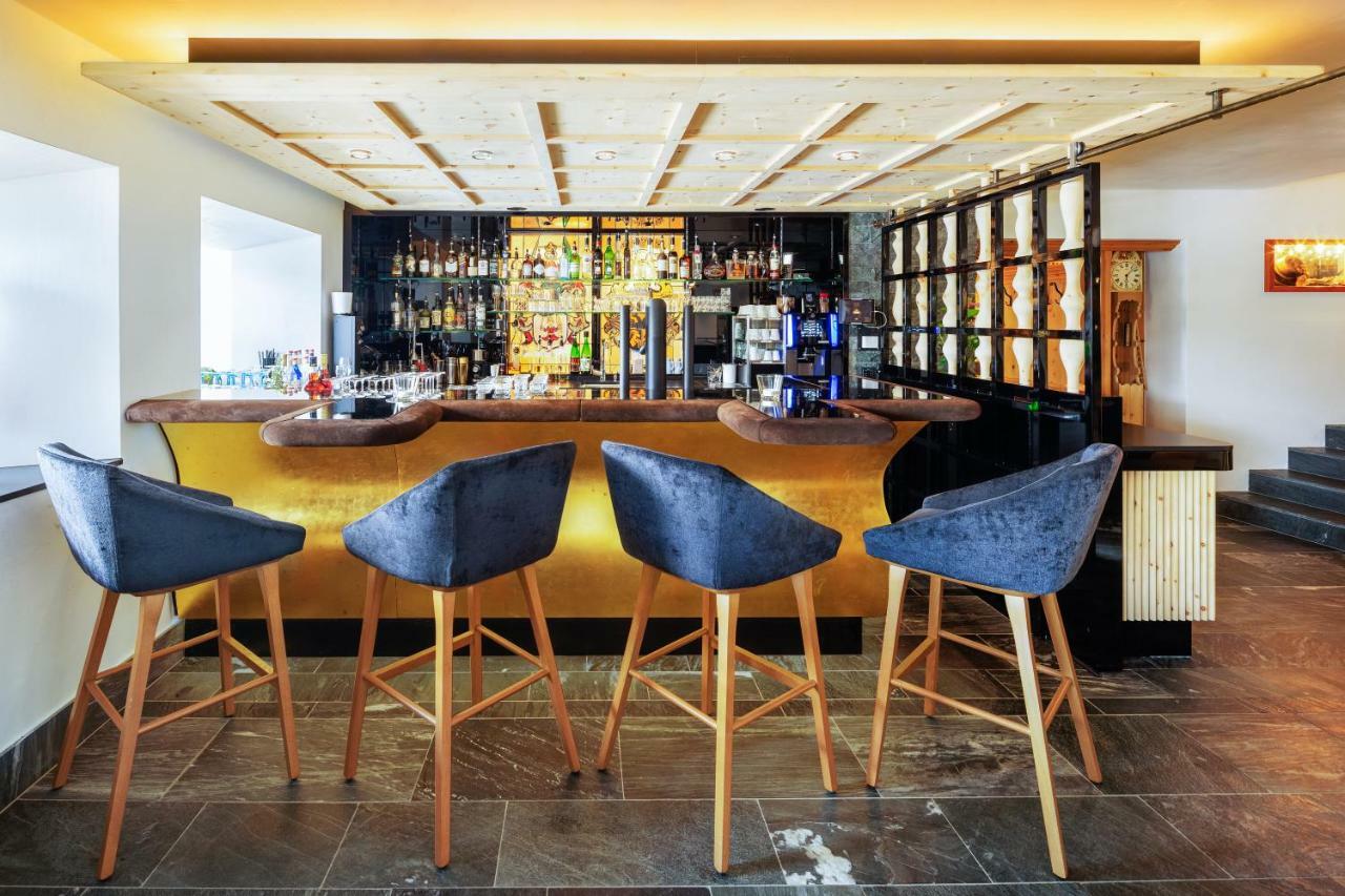 Hotel Goldener Adler - Im Sommer Silvretta Card Premium Inkludiert Ишгль Экстерьер фото